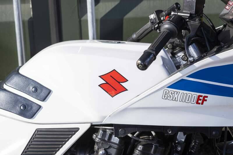 Bild 27/38 von Suzuki GSX 1100 EF (1985)