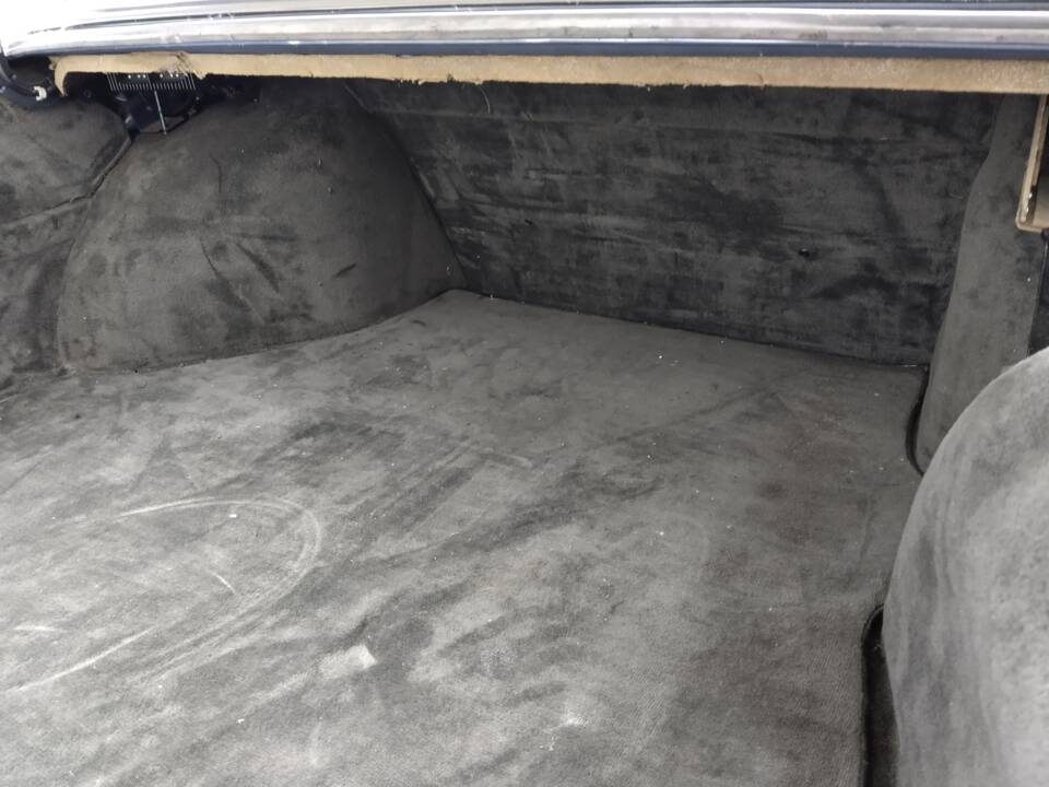 Bild 13/113 von BMW 735i (1986)