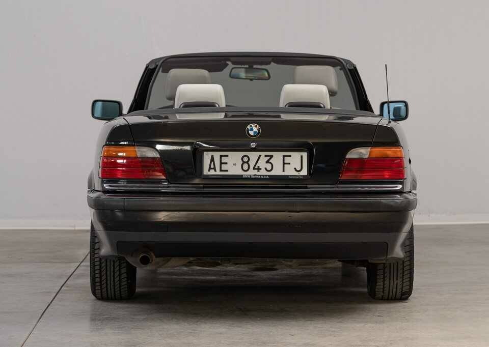 Imagen 8/46 de BMW 318i (1995)