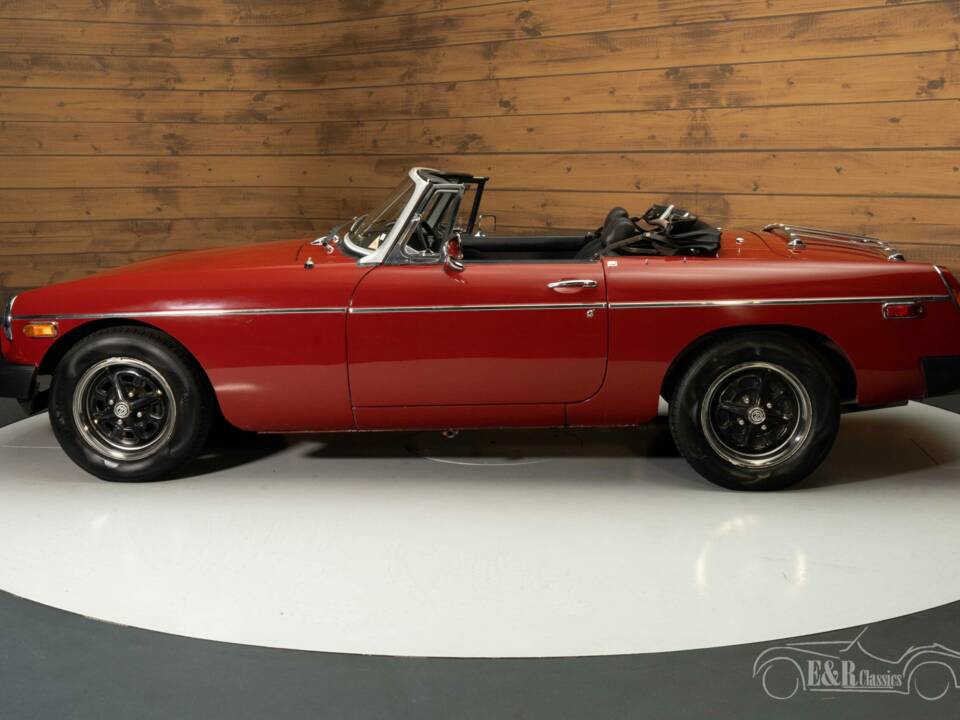 Image 2/6 of MG MGB (1978)