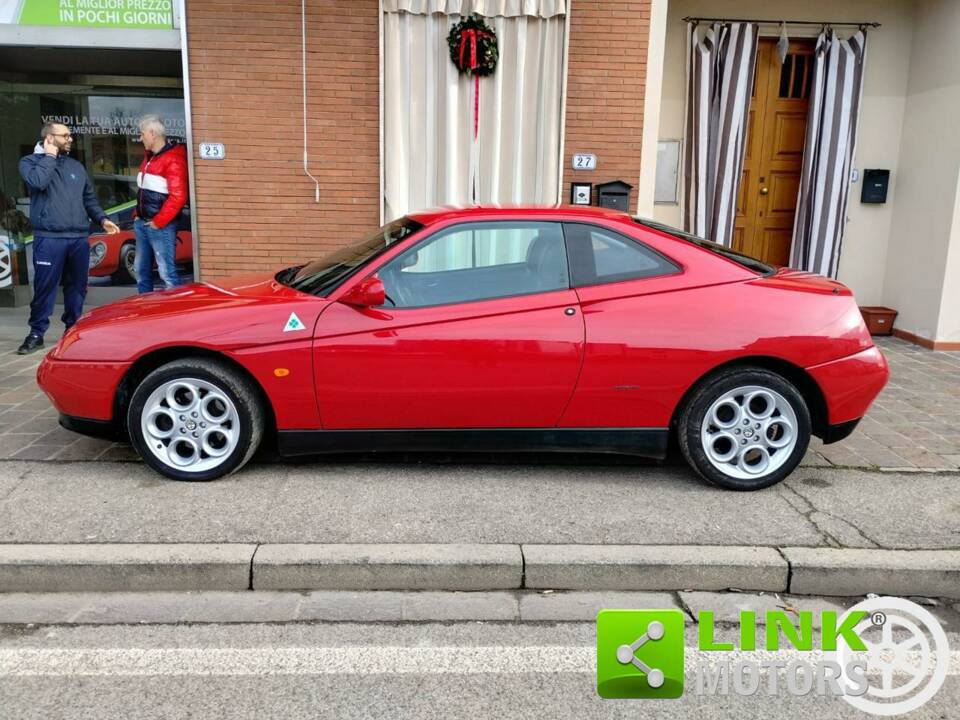 Bild 9/10 von Alfa Romeo GTV 2.0 Twin Spark (1997)