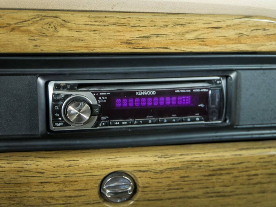 Afbeelding 32/50 van Jeep Wagoneer Limited (1982)