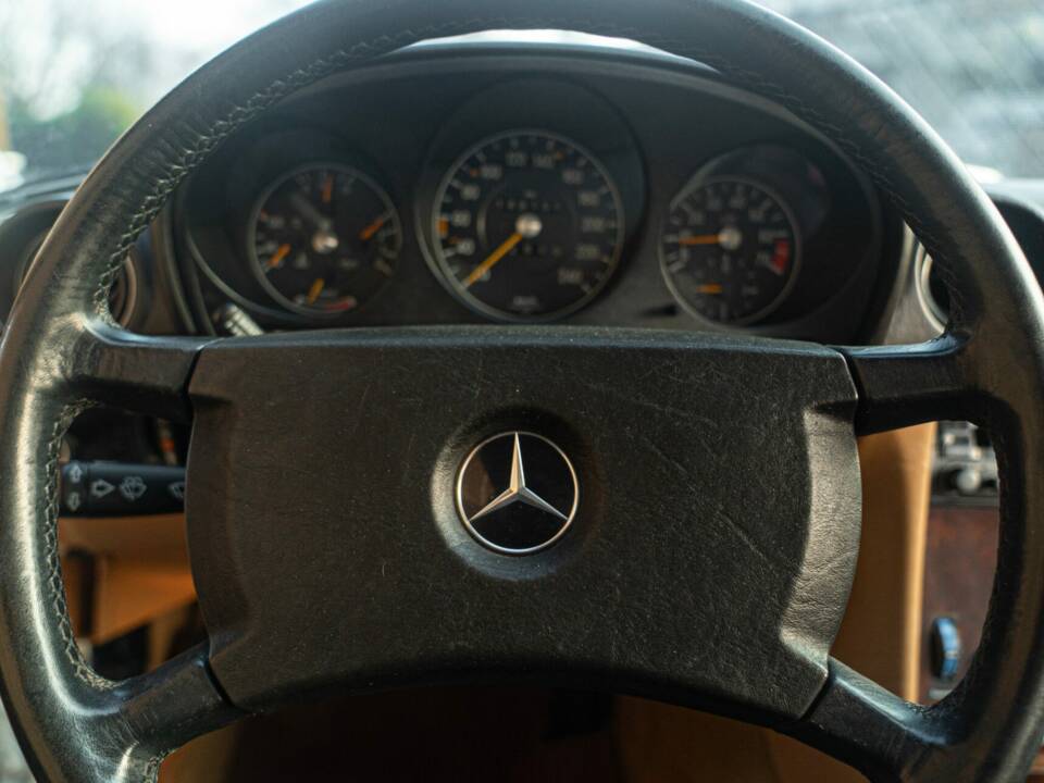 Image 40/50 de Mercedes-Benz 300 SL (1986)
