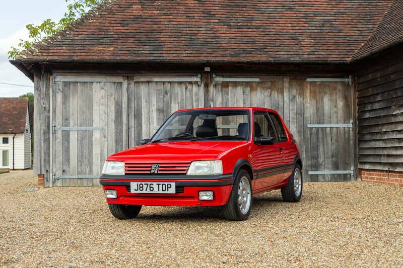 Immagine 20/50 di Peugeot 205 GTi 1.9 (1991)