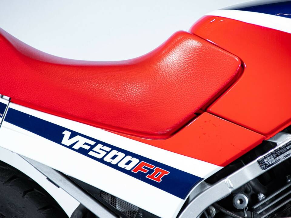 Immagine 10/50 di Honda VF 500 F (1986)