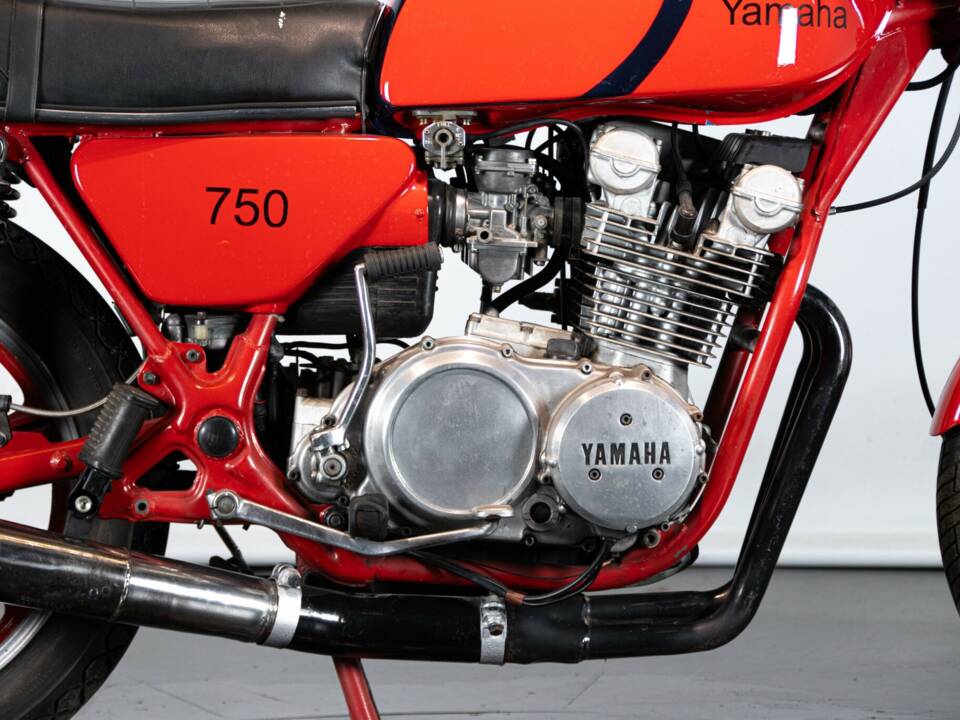 Bild 43/50 von Yamaha XS 750 (1979)