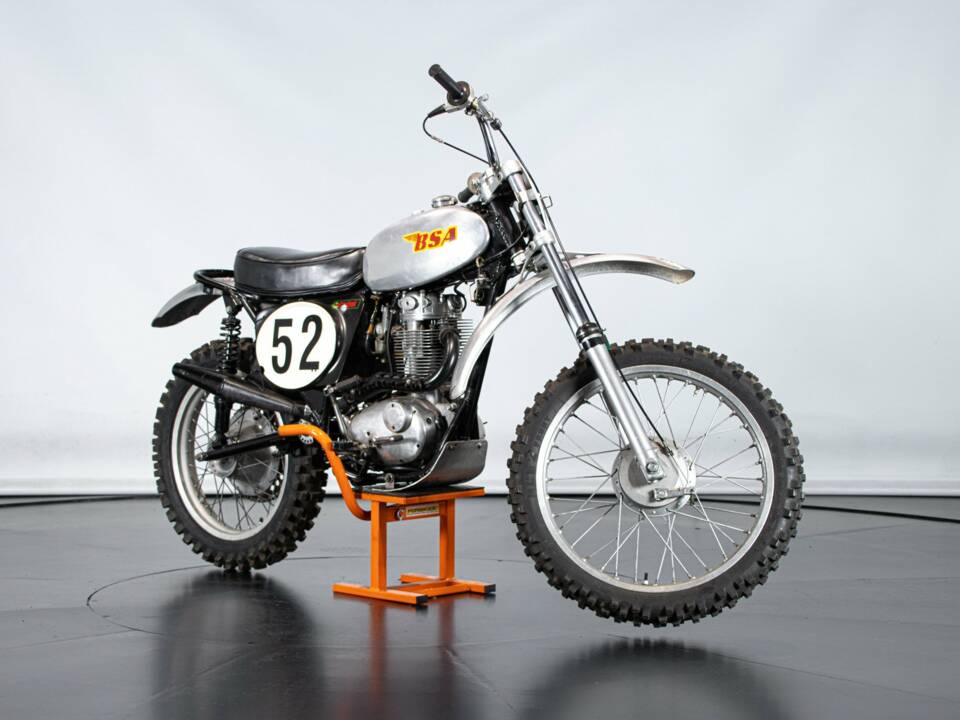 Bild 5/50 von BSA DUMMY (1974)