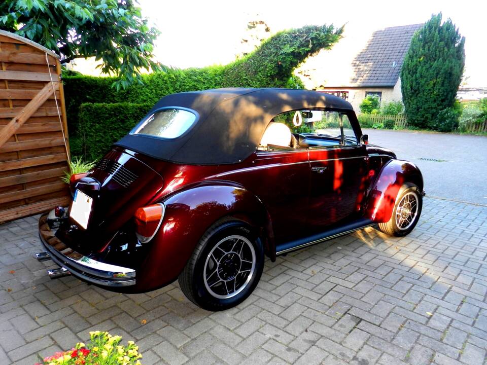 Imagen 42/63 de Volkswagen Käfer 1303 LS (1978)