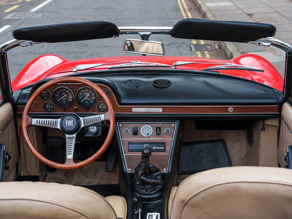 Image 18/28 of FIAT Dino Spider (1968)