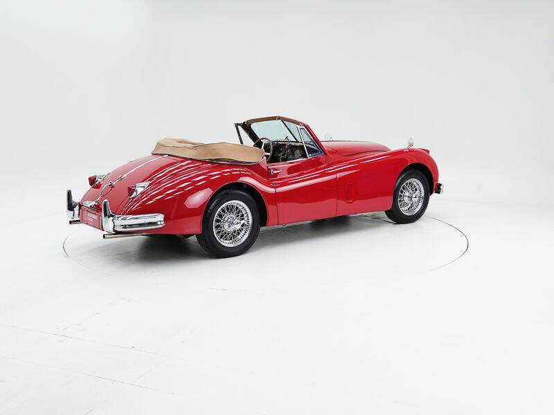 Imagen 2/15 de Jaguar XK 140 DHC (1957)