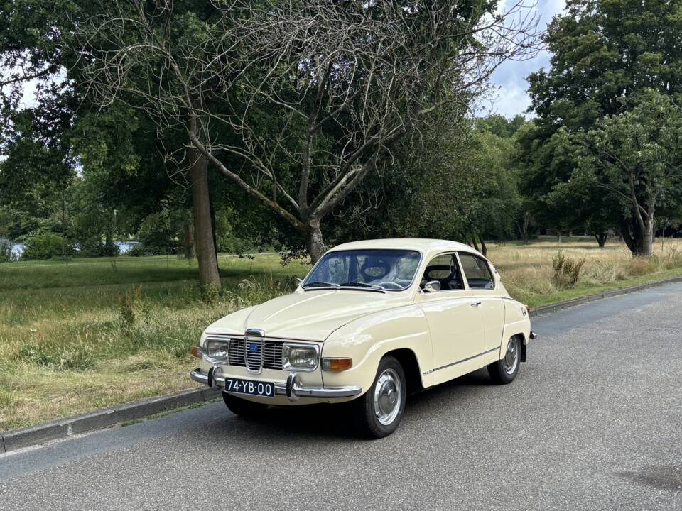 Image 1/15 of Saab 96 V4 (1974)