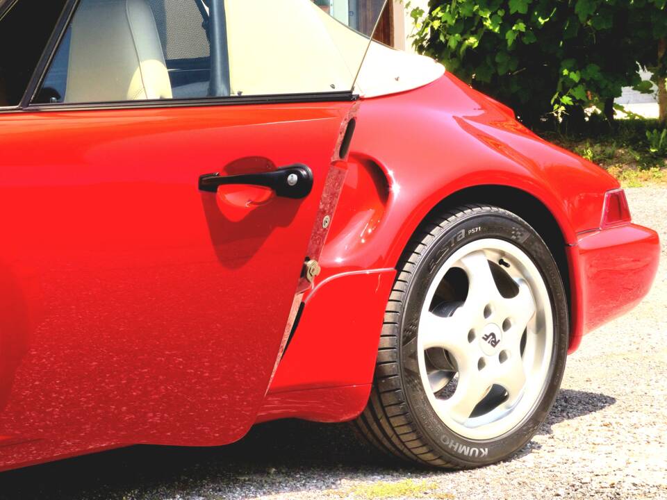 Image 12/30 of Porsche 911 Carrera 2 (1992)