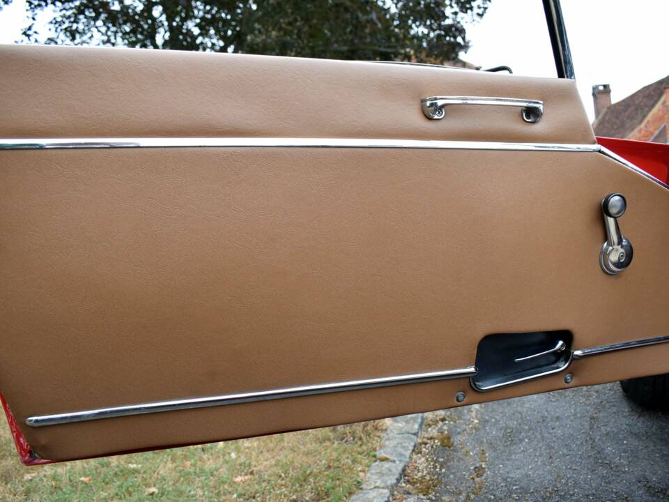 Bild 33/50 von Jaguar E-Type V12 (1974)