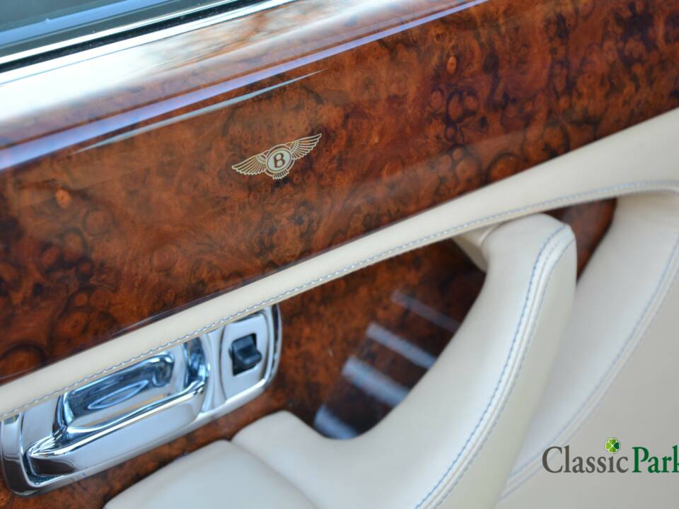 Bild 12/50 von Bentley Arnage Red Label (2002)