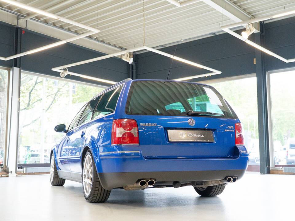 Image 10/59 de Volkswagen Passat Variant 4.0 W8 (2004)