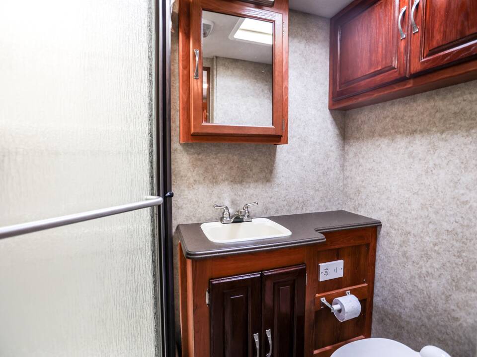 Immagine 8/28 di Coachmen Mirada 350 DS (2008)