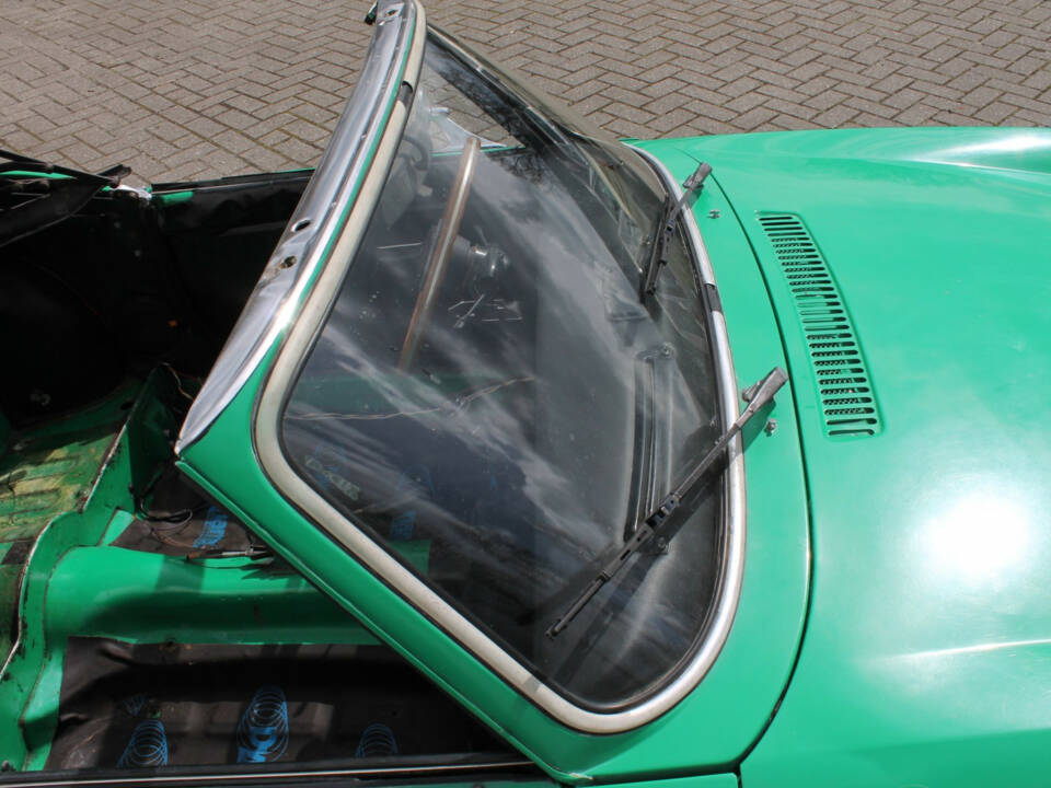 Image 14/42 of Triumph Spitfire 1500 (1976)