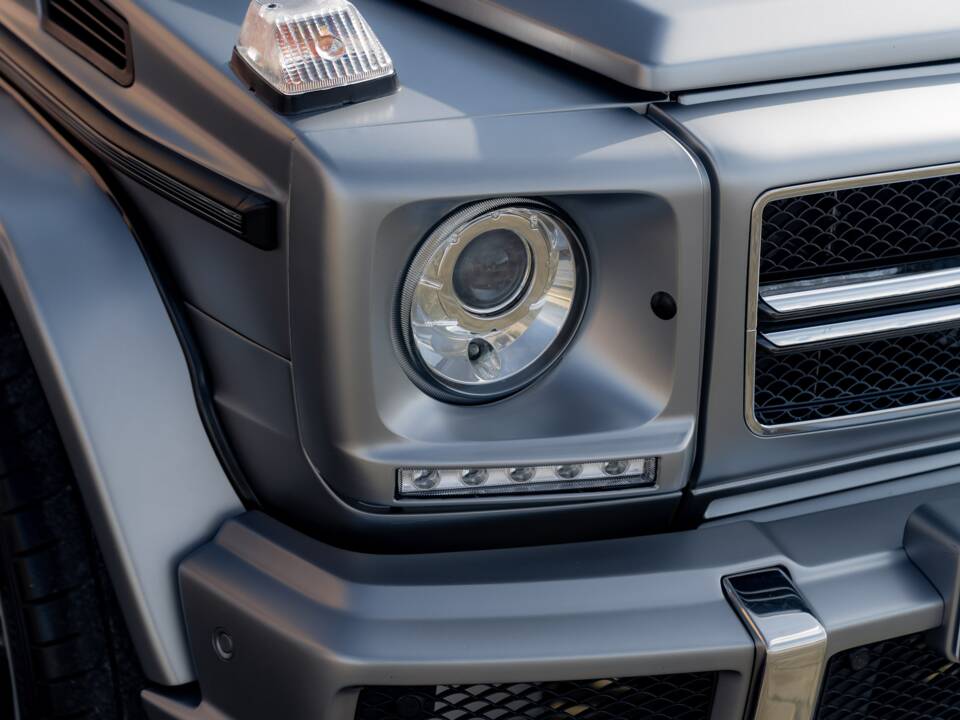 Immagine 11/59 di Mercedes-Benz G 500 (SWB) (2007)