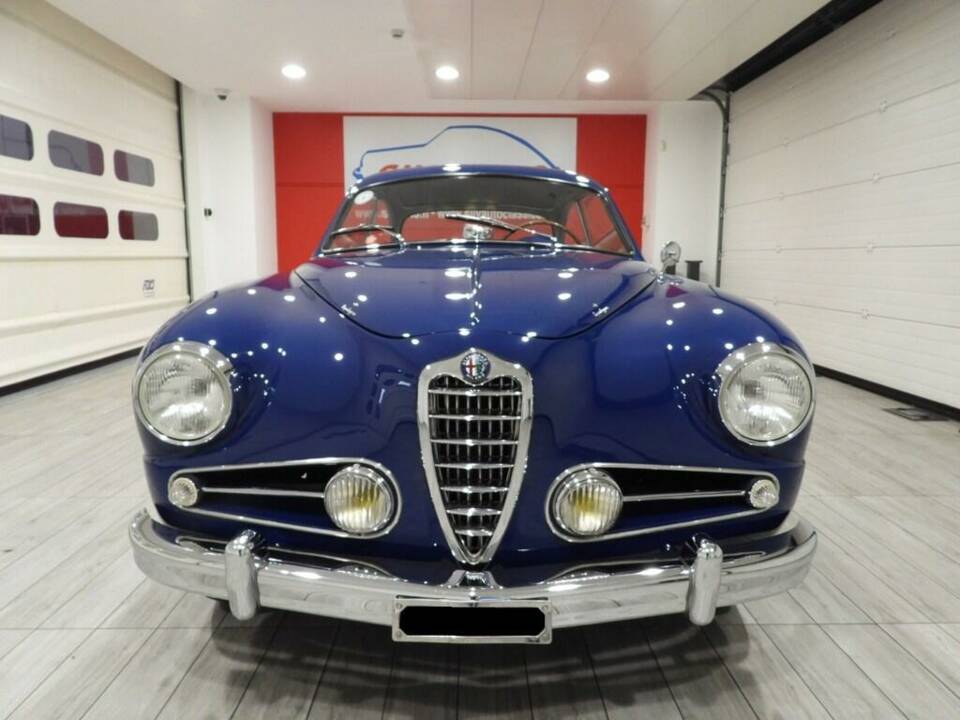 Afbeelding 2/14 van Alfa Romeo 1900 C Super Sprint Touring (1955)