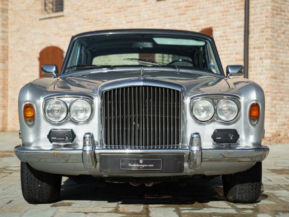 Image 3/50 of Bentley T 1 (1975)