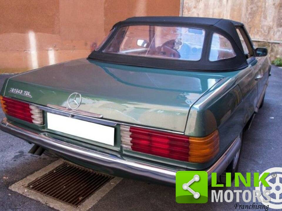 Immagine 2/10 di Mercedes-Benz 350 SL (1971)