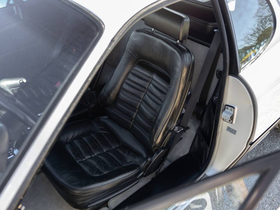 Bild 46/84 von Ferrari 512 BBi (1982)