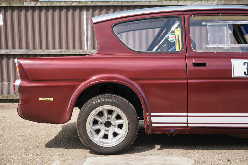 Image 49/50 of Ford Anglia (1965)