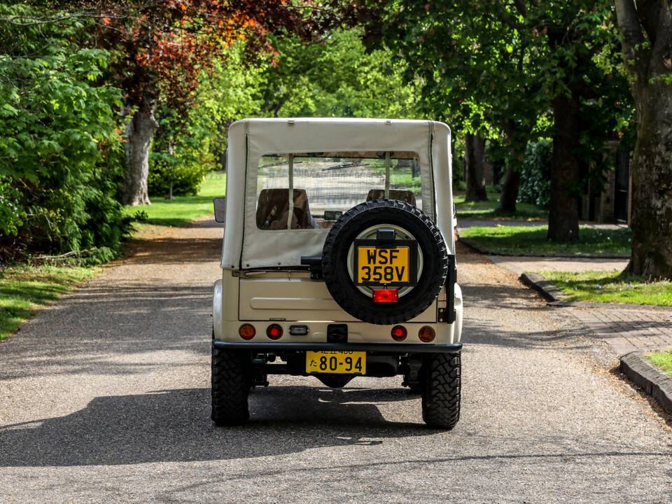 Immagine 6/39 di Suzuki LJ 80 (1976)