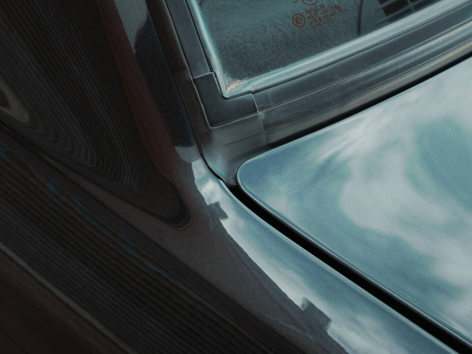 Image 30/42 of BMW 320is (1989)
