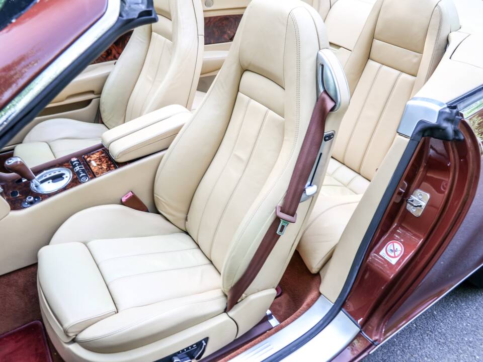 Bild 29/40 von Bentley Continental GTC (2007)