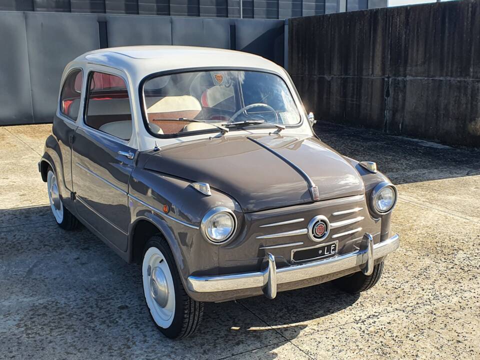 Afbeelding 10/38 van FIAT 600 D (1960)