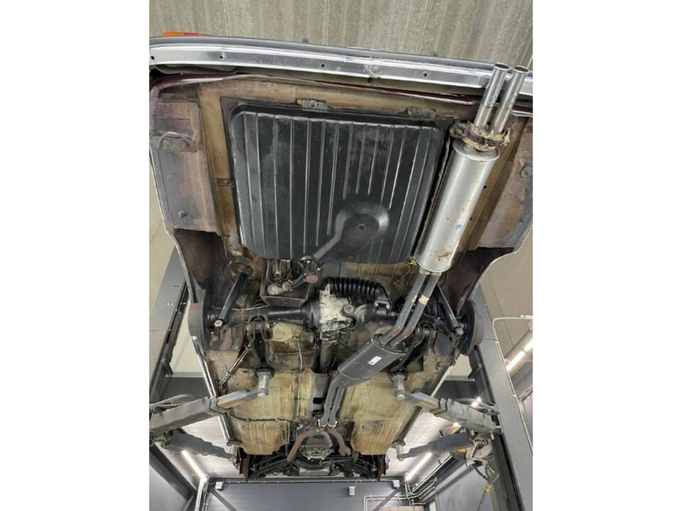 Image 30/36 de Mercedes-Benz 280 SE 3,5 (1971)