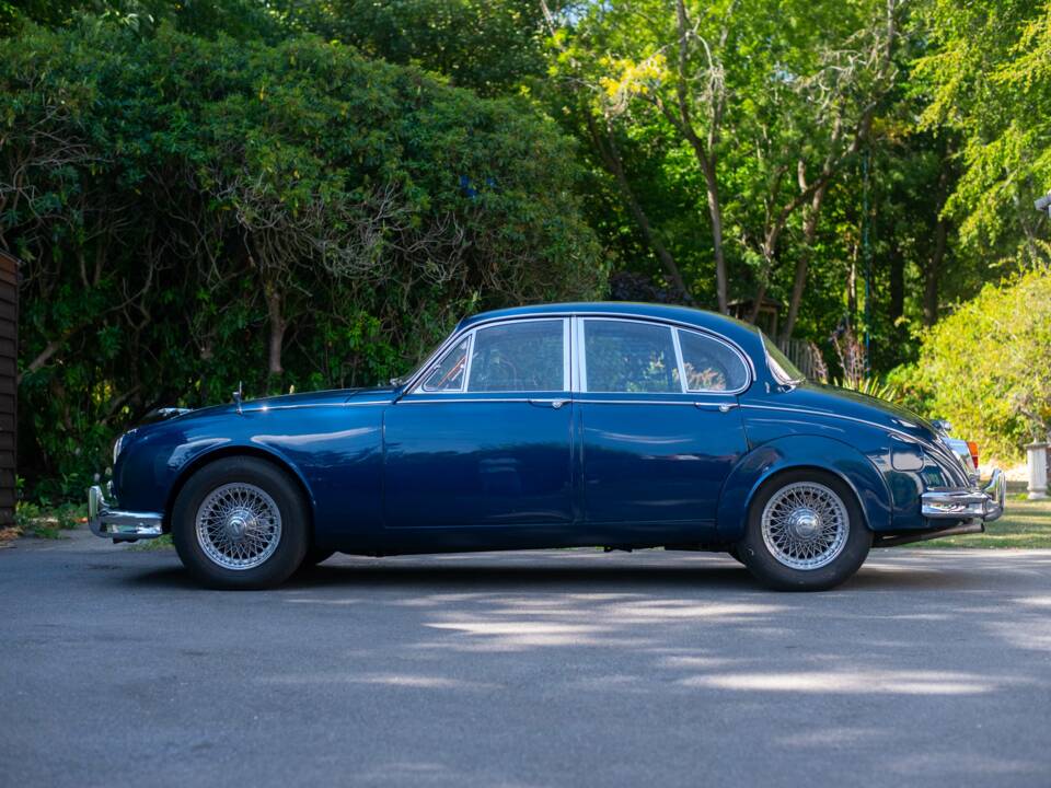 Bild 32/50 von Jaguar Mk II 2.4 (1964)