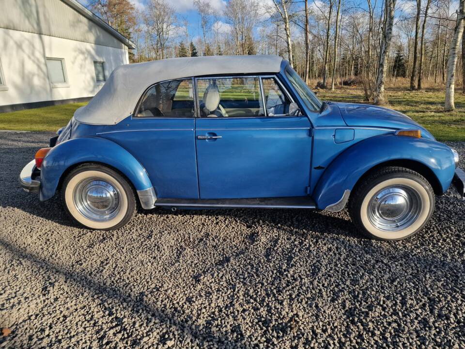Bild 8/8 von Volkswagen Super Beetle (1978)