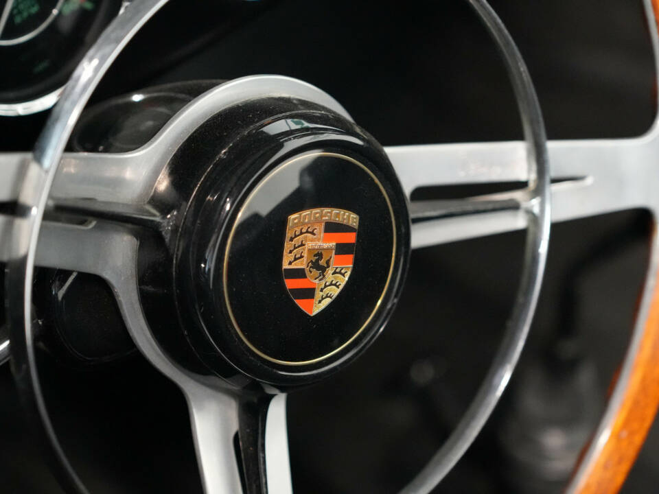 Image 33/50 of Porsche 356 B 1600 Super 90 (1962)