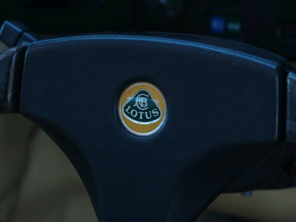 Obraz 12/50 pojazdu Lotus Esprit SE (1992)