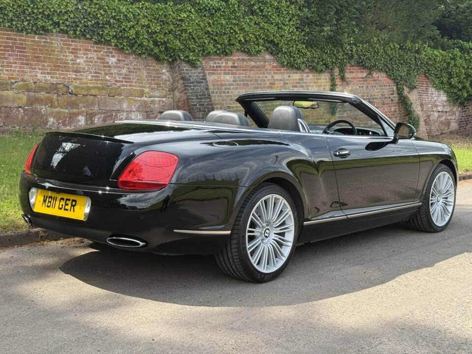 Image 8/13 of Bentley Continental GTC Speed (2011)