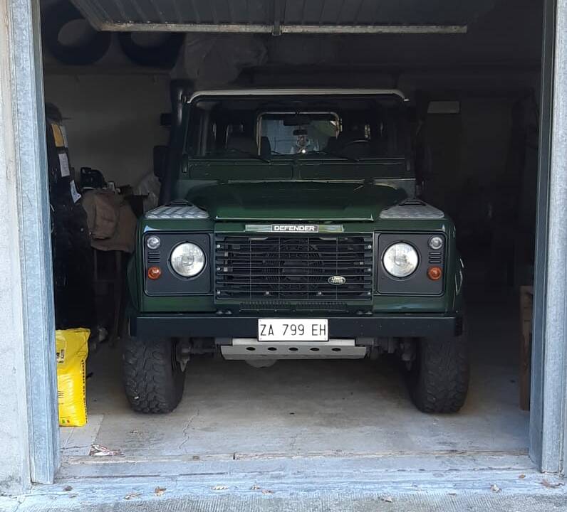 Image 33/34 of Land Rover Defender 90 Td5 (2000)