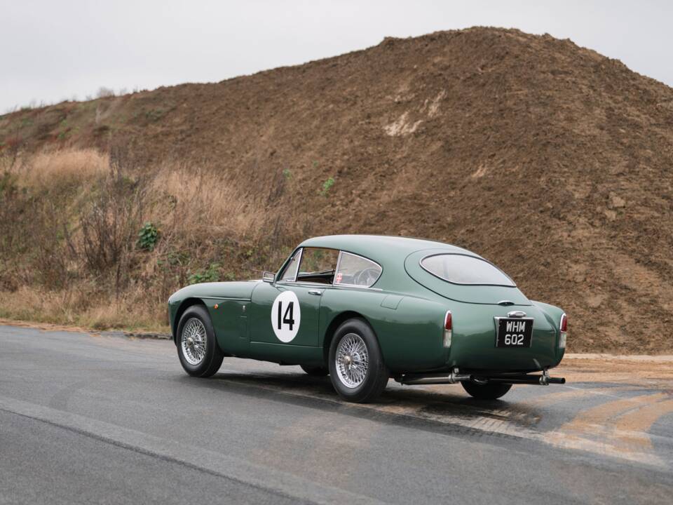 Image 5/31 of Aston Martin DB 2/4 Mk III (1958)