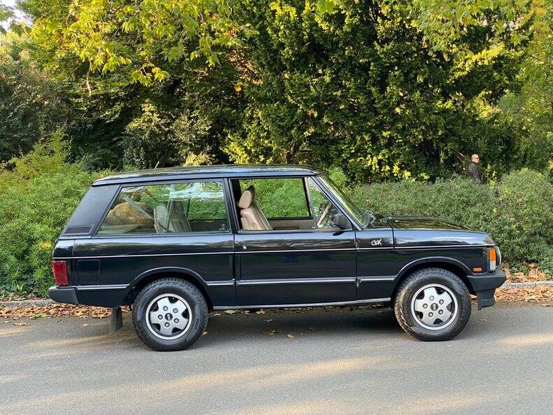Image 21/50 de Land Rover Range Rover Classic CSK (1991)