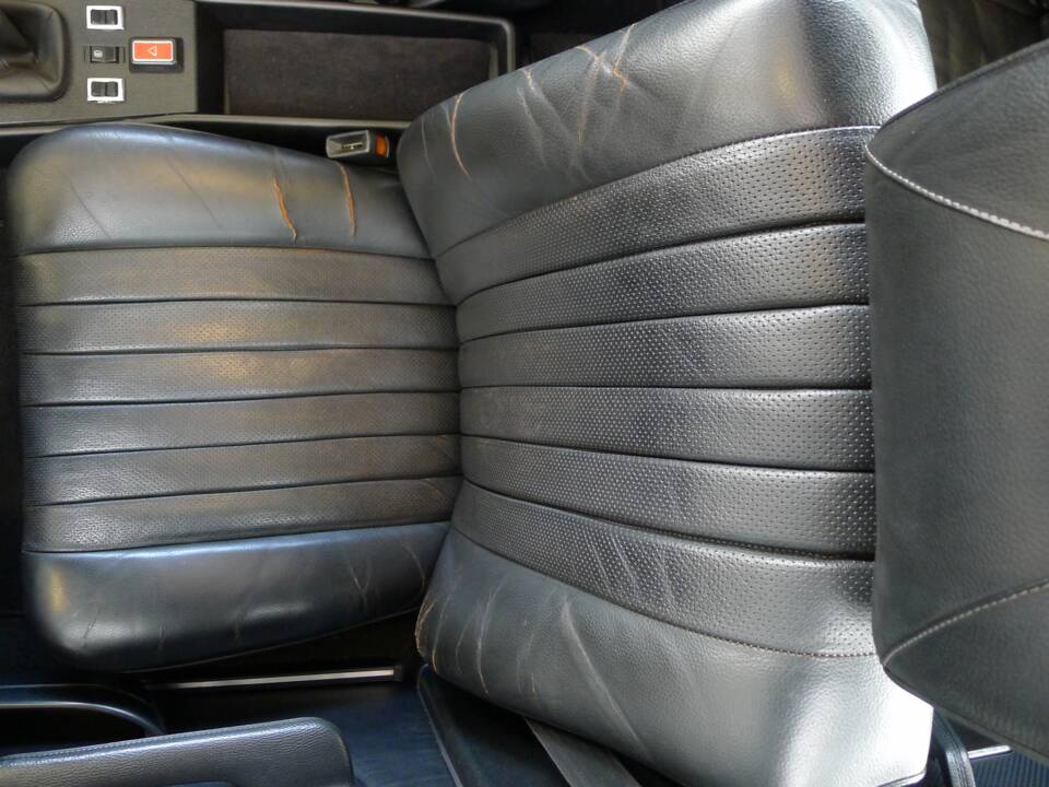 Image 40/44 of Mercedes-Benz 280 (1978)