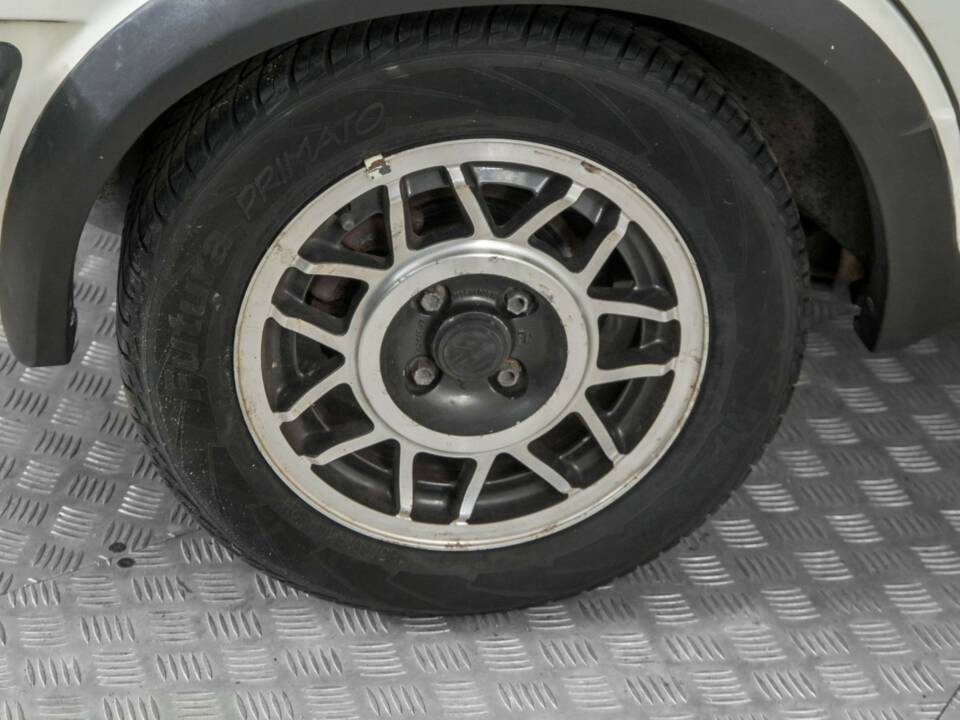 Immagine 33/46 di Volkswagen Jetta II 1.8 (1985)