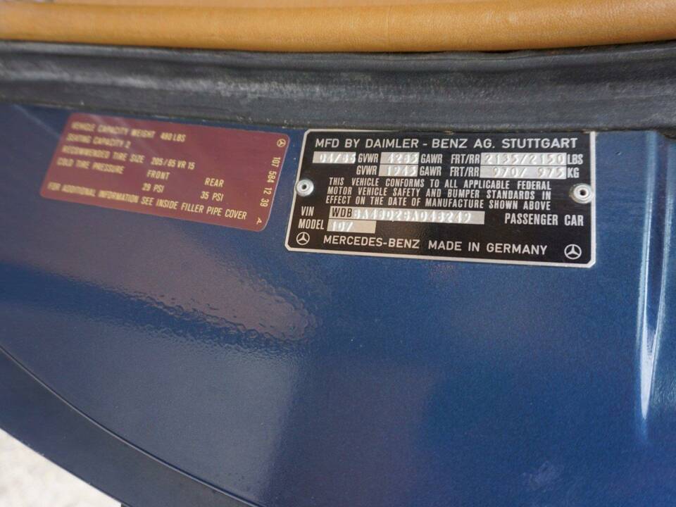 Image 35/36 de Mercedes-Benz 560 SL (1986)