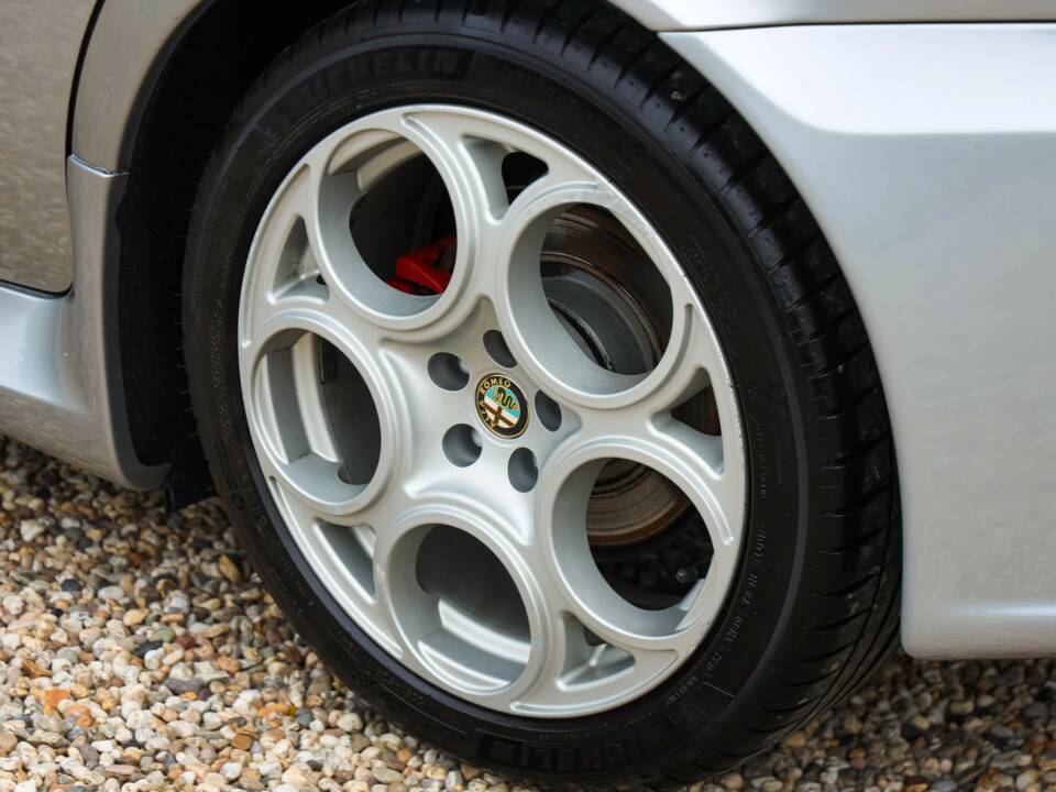 Afbeelding 34/50 van Alfa Romeo 156 3.2 V6 GTA (2004)