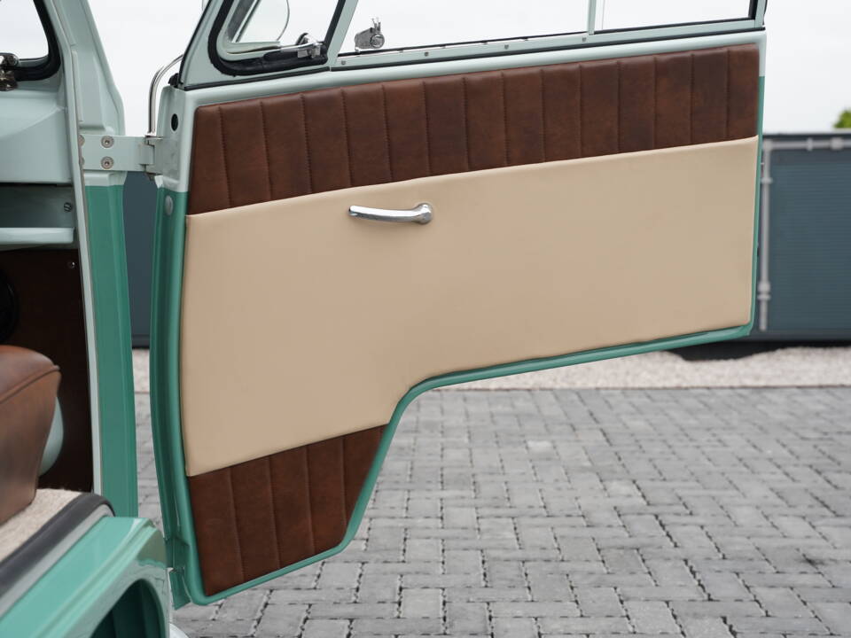 Image 14/50 of Volkswagen T1 Kombi (1962)