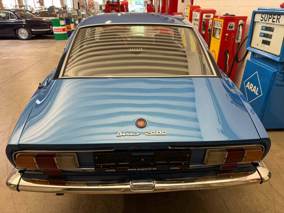 Bild 17/19 von FIAT Dino 2400 Coupe (1973)