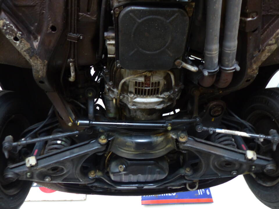 Image 43/63 of Mercedes-Benz 230&#x2F;6 (1974)