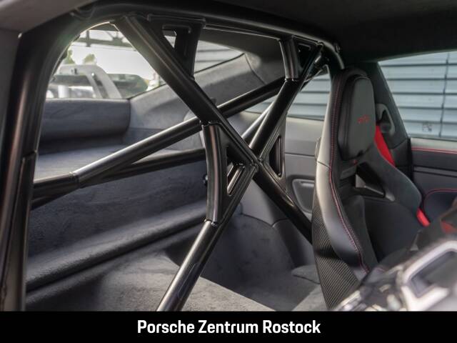 Image 24/34 of Porsche 911 GT3 (1900)
