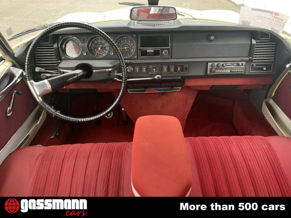 Bild 8/15 von Citroën DS 20 Familiale (1972)
