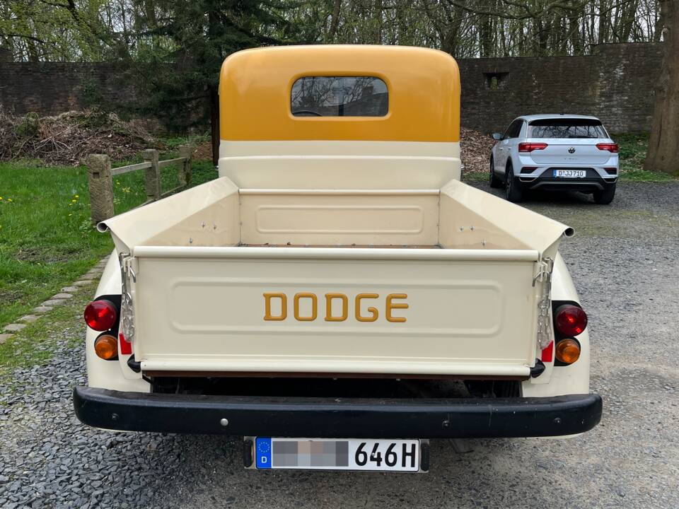 Image 70/75 of Dodge WC52 (1946)